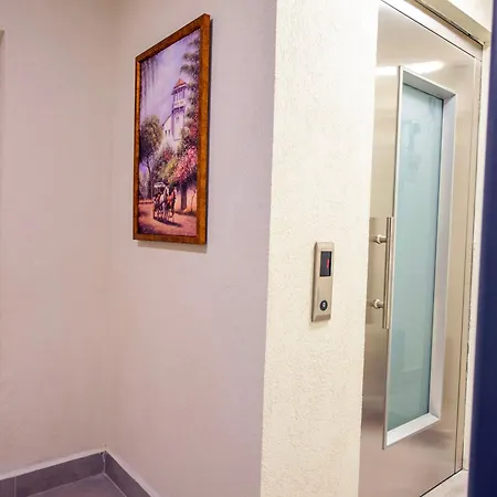 Mar Apartment *